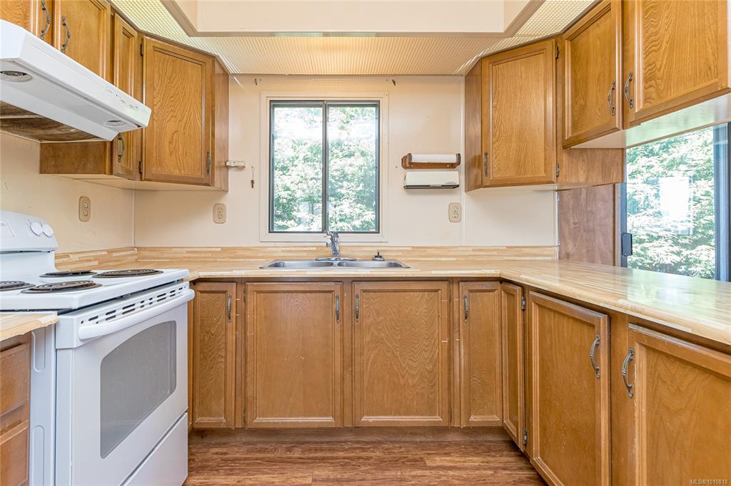 Fifth View of 715 Kasba Cir, Parksville, BC, V9P 2A7