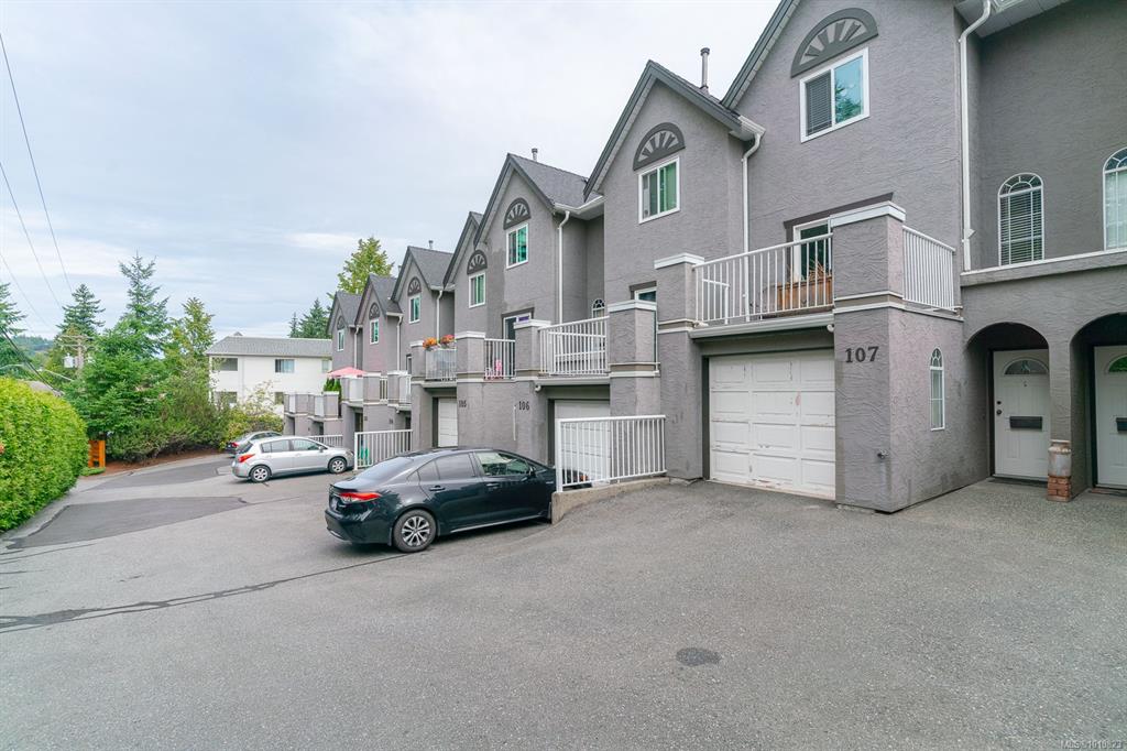 Third View of 3070 Ross Rd, Rossbury Place, Nanaimo, BC, V9T 2S4