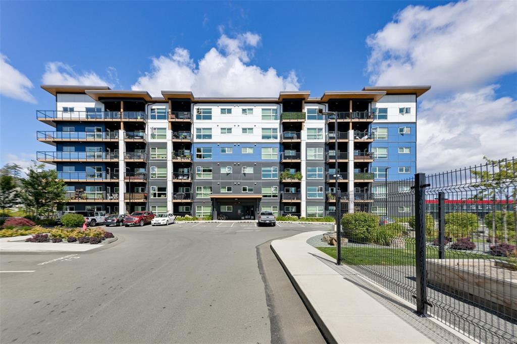2461 Gateway Rd, 1010888, BC,