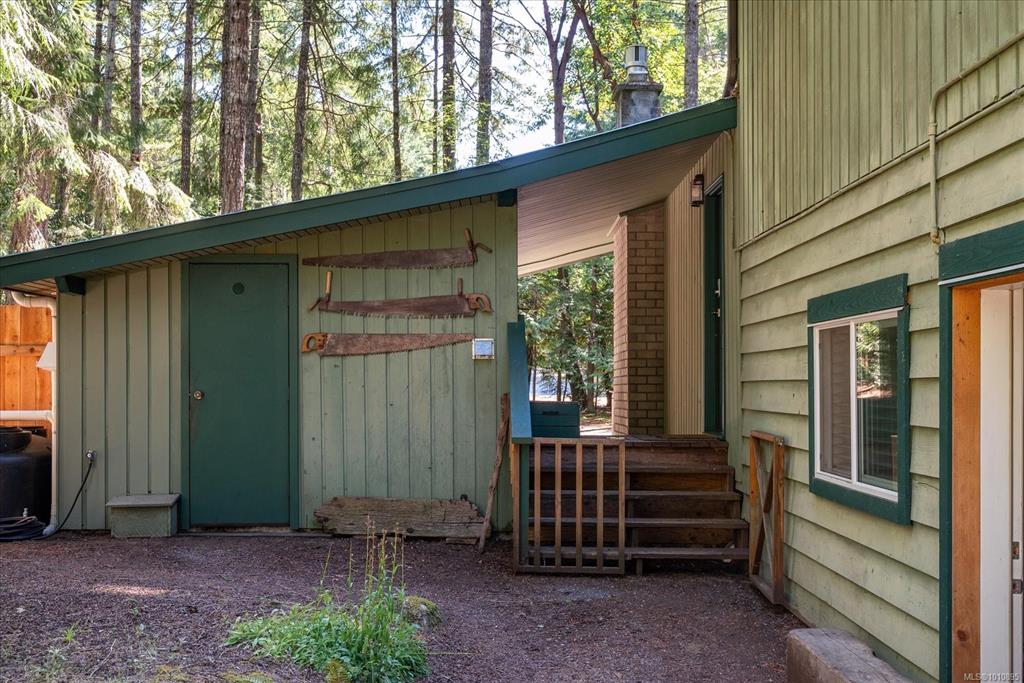 Fifth View of 260 Malaspina Dr, Gabriola Island, BC, V0R 1X1