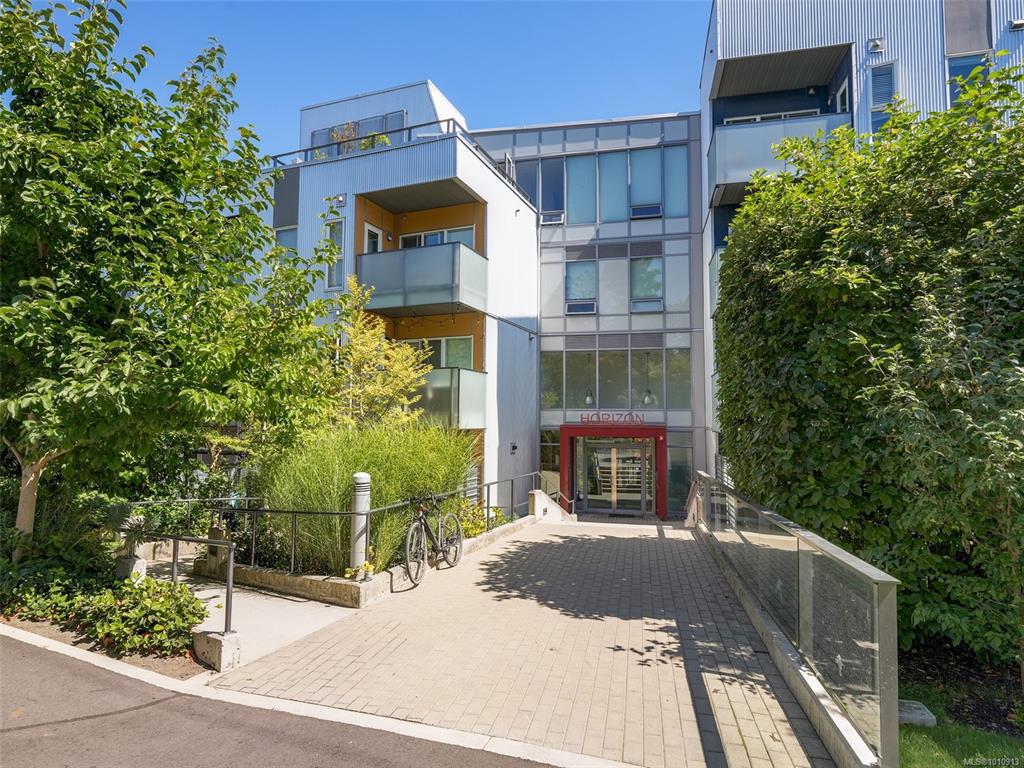 767 Tyee Rd, 1010913, BC,