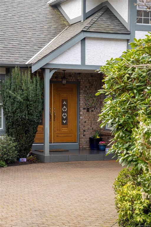 Third View of 3913 Gibson Crt, Saanich, BC, V8N 6E2