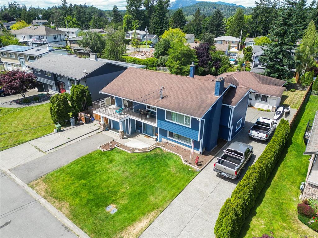 Third View of 2015 Linda Pl, Sidney, BC, V8L 2N4