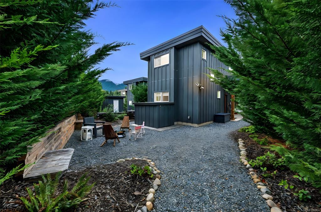 7333 Lakefront Pl, 1010952, BC,