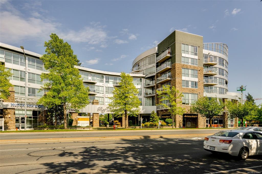 2745 Veterans Memorial Pkwy, 1010987, BC,