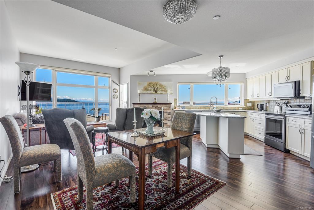350 Island Hwy S, 1011017, BC,