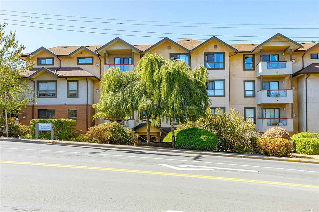 7 Gorge Rd W, 1011027, BC,