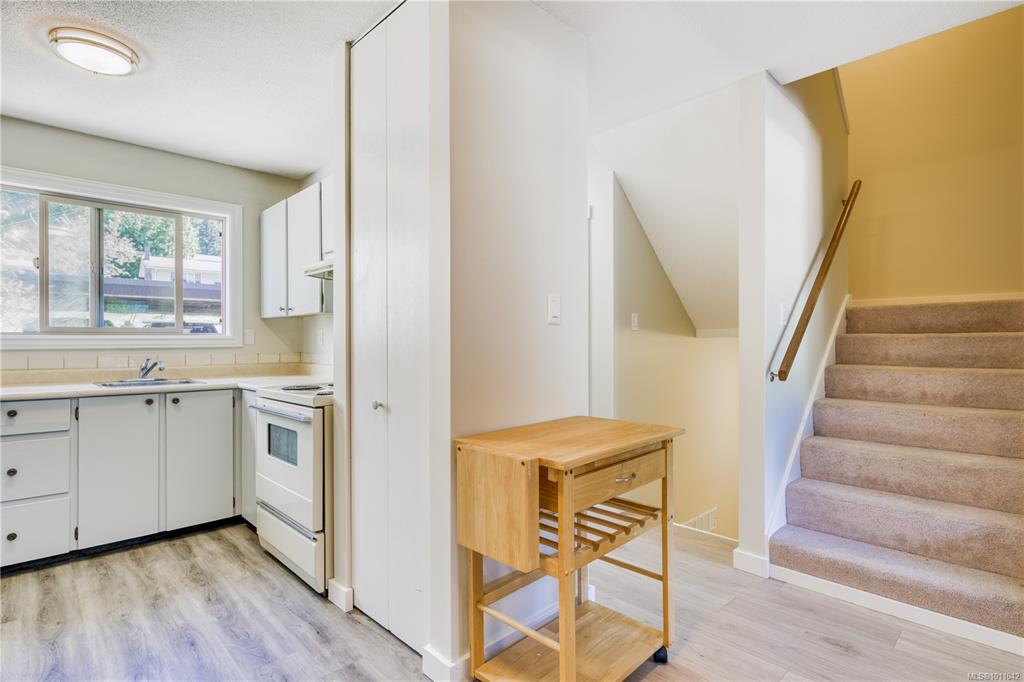Fifth View of 306 Haida Ave, Evergreen Terrace, Port Alice, BC, V0N 2N0