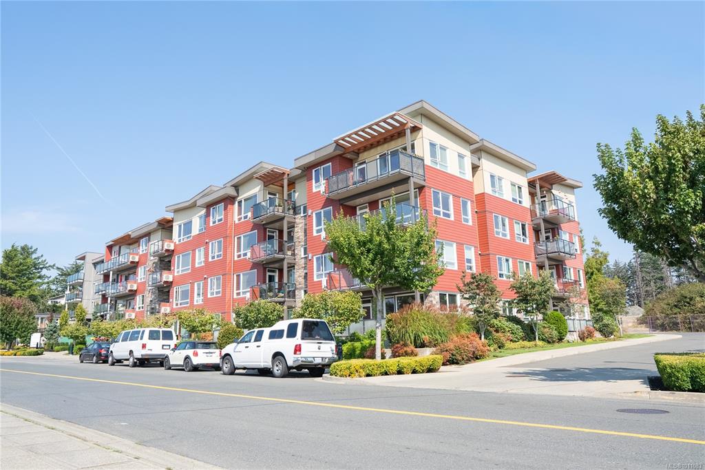 300 Belmont Rd, 1011083, BC,