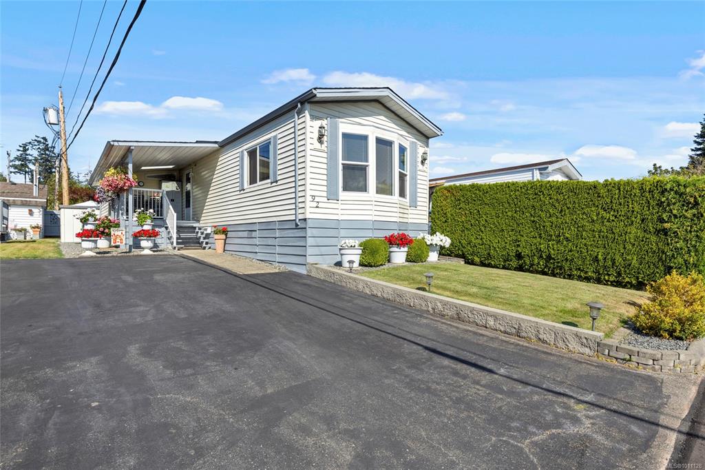 7701 Central Saanich Rd, 1011128, BC,