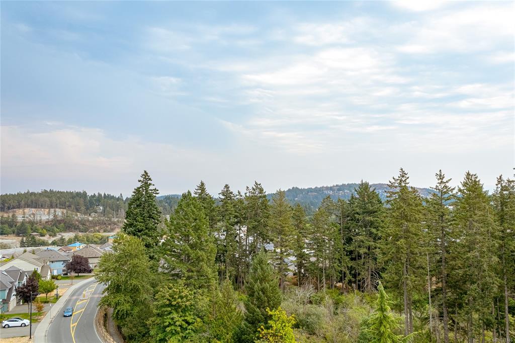 2242 Archer Gate, 1011146, BC,