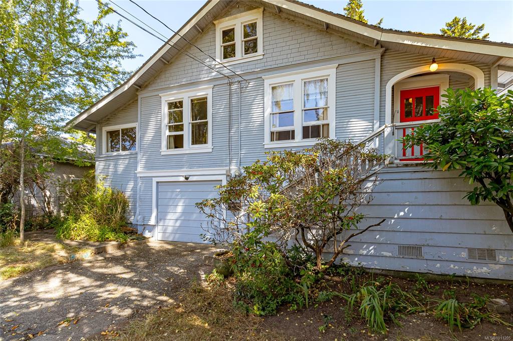 Second View of 3329 Kingsley St, Saanich, BC, V8P 4J8