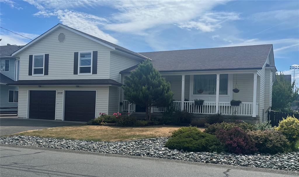Main View of 3220 Moorfield Rd, Duncan, BC, V9L 4A9