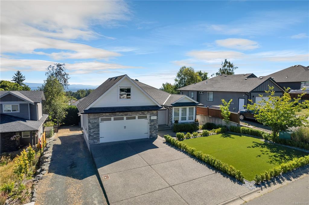 2613 Sunderland Rd, 1011231, BC,