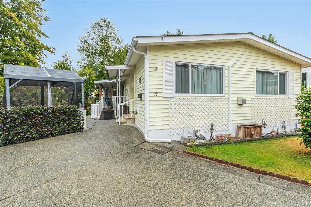 2501 Labieux Rd, 1011266, BC,