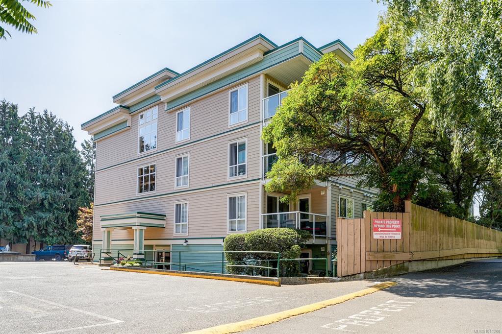 Third View of 649 Bay St, Victoria, BC, V8T 5H8
