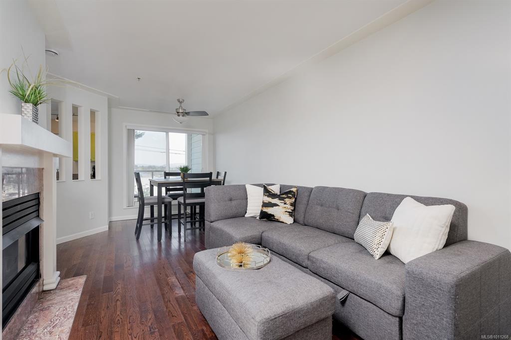 Fourth View of 649 Bay St, Victoria, BC, V8T 5H8