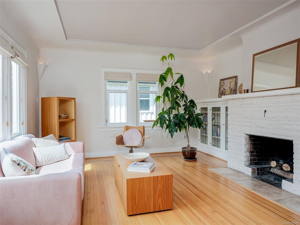 Third View of 2526 Dalhousie St, Oak Bay, BC, V8R 2H7