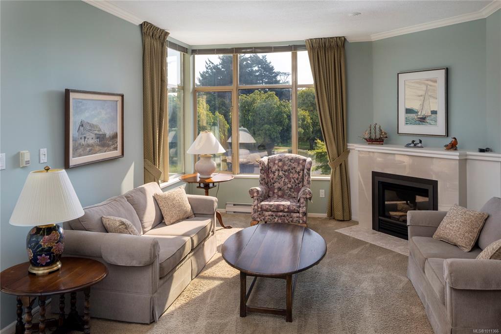 Third View of 188 Douglas St, Victoria, BC, V8V 2P2