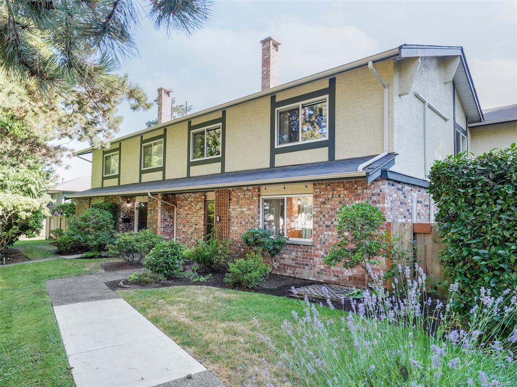 Third View of 949 Pemberton Rd, Victoria, BC, V8S 3R5