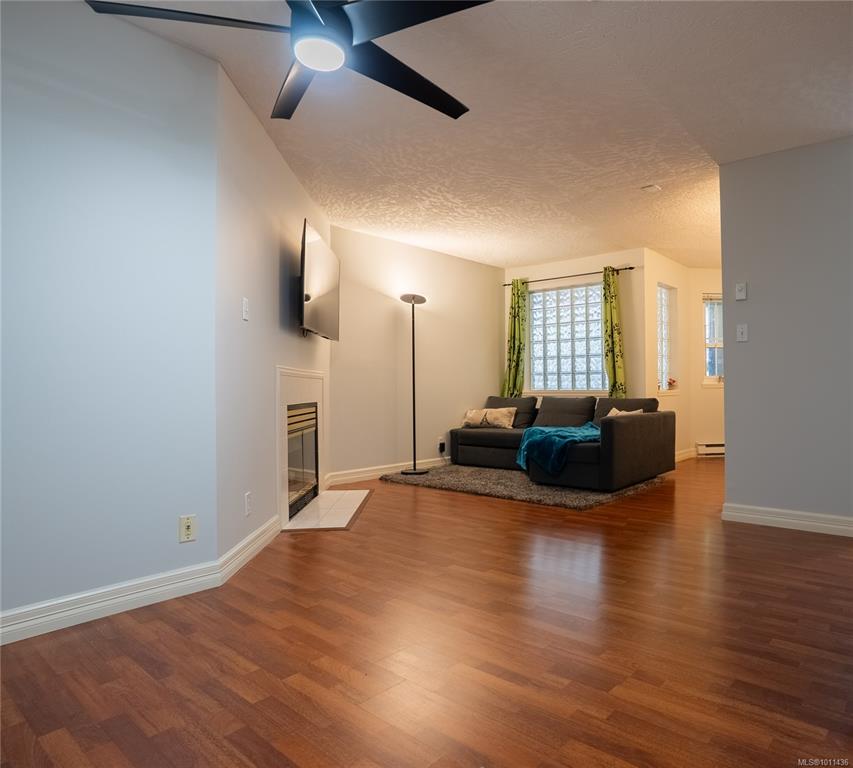 Third View of 2710 Grosvenor Rd, Victoria, BC, V8T 3M9