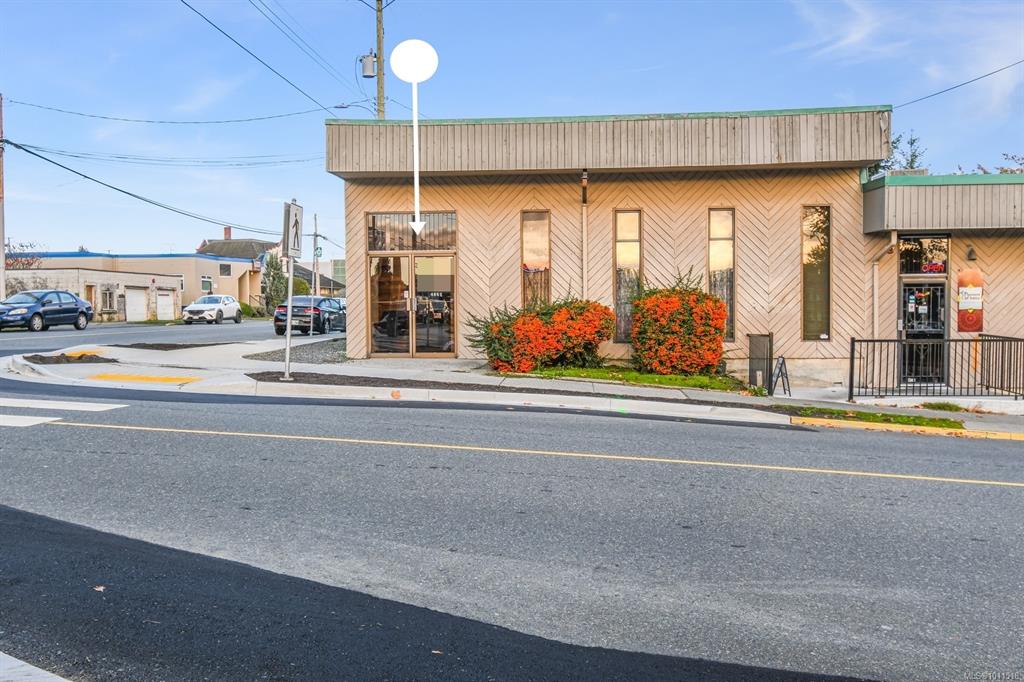 Second View of 486 Franklyn St, Nanaimo, BC, V9R 2R5
