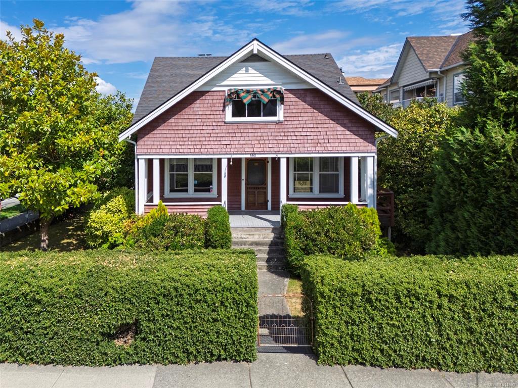 221 Coronation Ave, 1011692, BC,