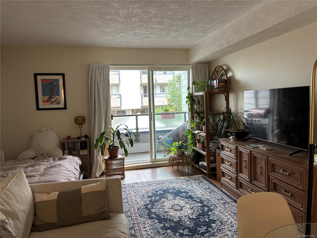 Third View of 827 North Park St, Victoria, BC, V8W 3Y3