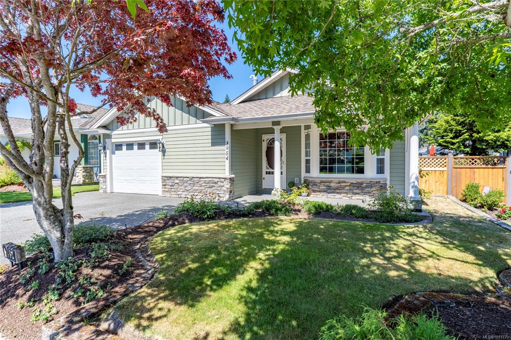 Third View of 3954 Magnolia Dr, DEERWOOD PLACE ESTATES, Nanaimo, BC, V9T 6B9