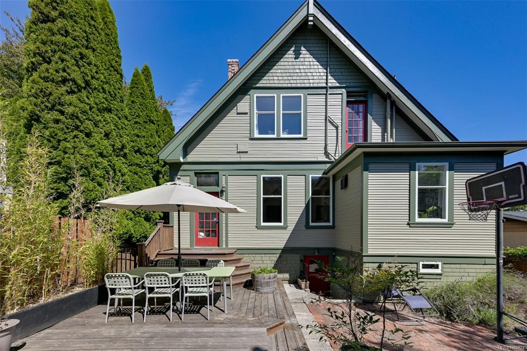 1609 Gladstone Ave, 1011774, BC,