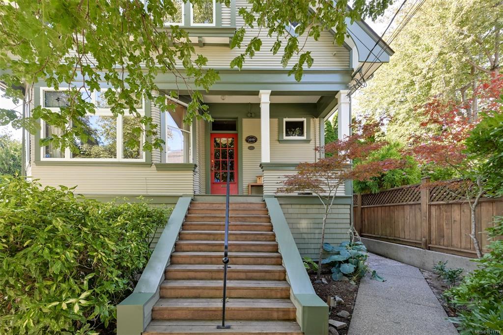 Third View of 1609 Gladstone Ave, Victoria, BC, V8R 1S6
