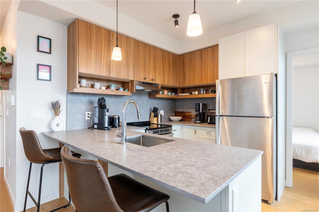 Fourth View of 629 Speed Ave, TRESAH, Victoria, BC, V8Z 1A5