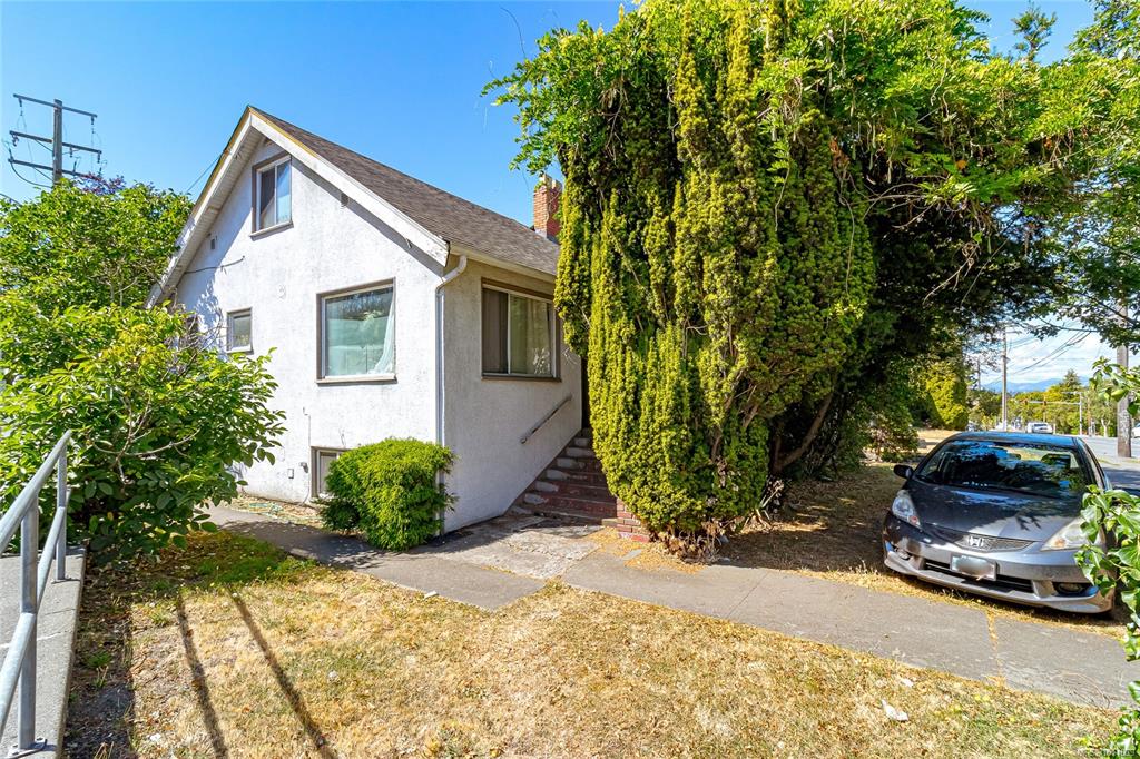 Fifth View of 1237 Hillside Ave, Victoria, BC, V8T 2B1