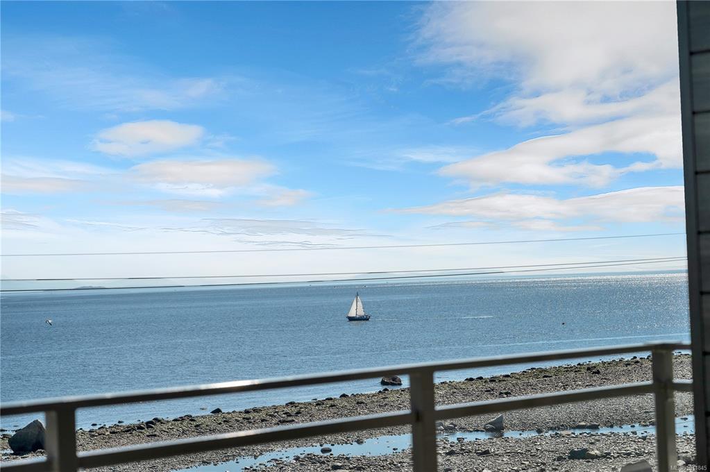 536 Island Hwy S, 1011845, BC,