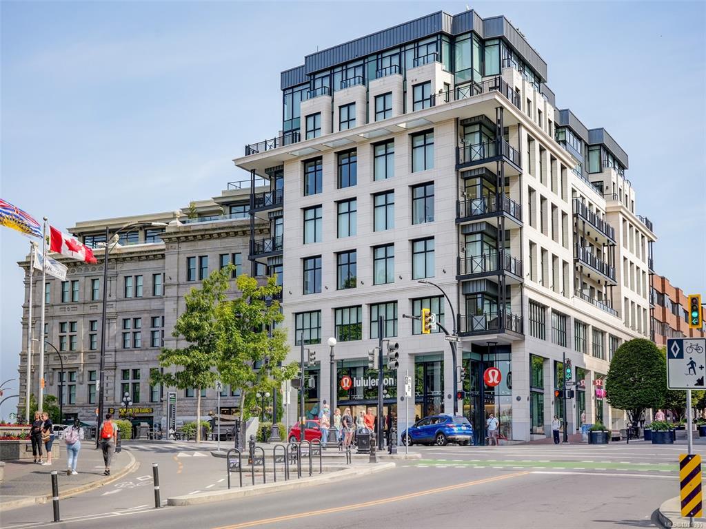888 Government St, 1011900, BC,