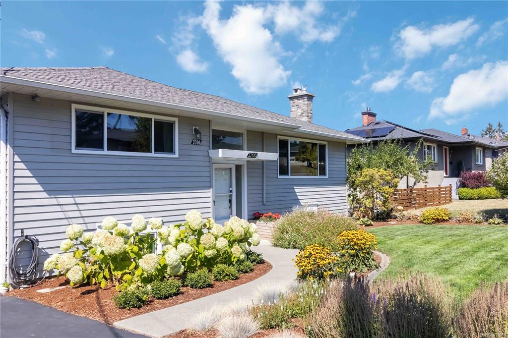 Second View of 3700 Raymond St S, Saanich, BC, V8K 4K1