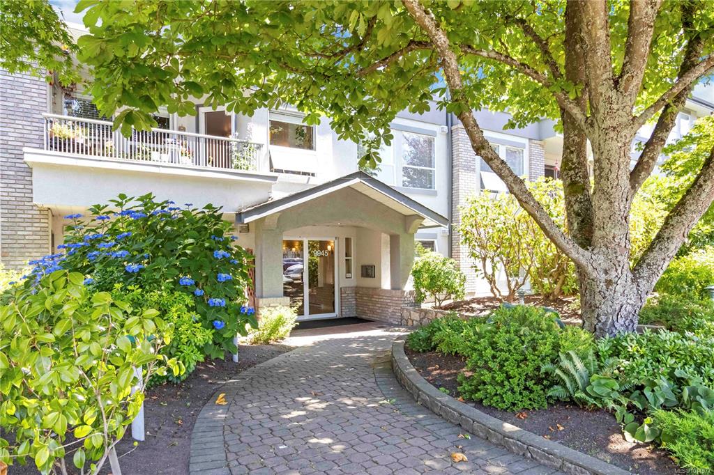9945 Fifth St, 1011977, BC,