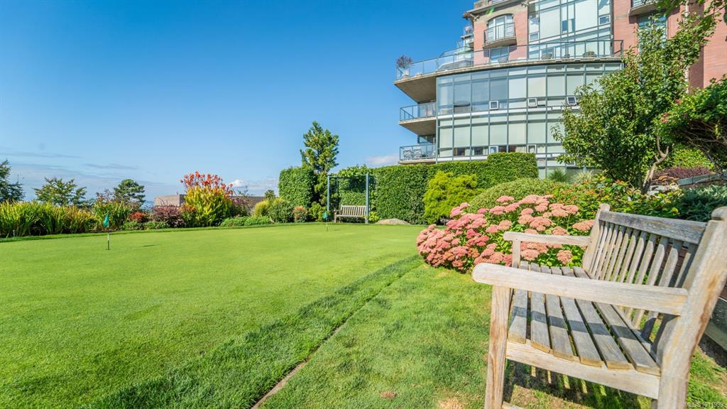 Third View of 21 Dallas Rd, Victoria, BC, V8V 4Z9