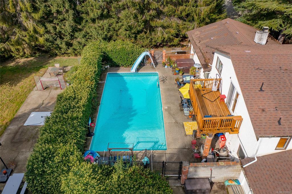 4286 Happy Valley Rd, 1012030, BC,