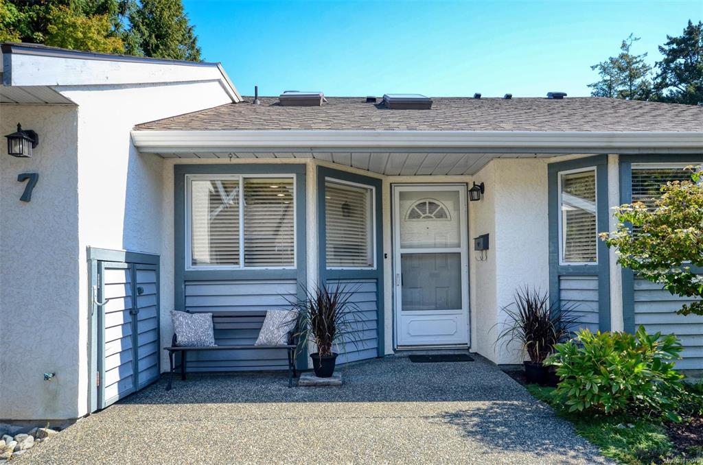 5156 Cordova Bay Rd, 1012072, BC,