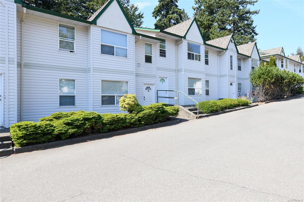 1535 Dingwall Rd, 1012087, BC,