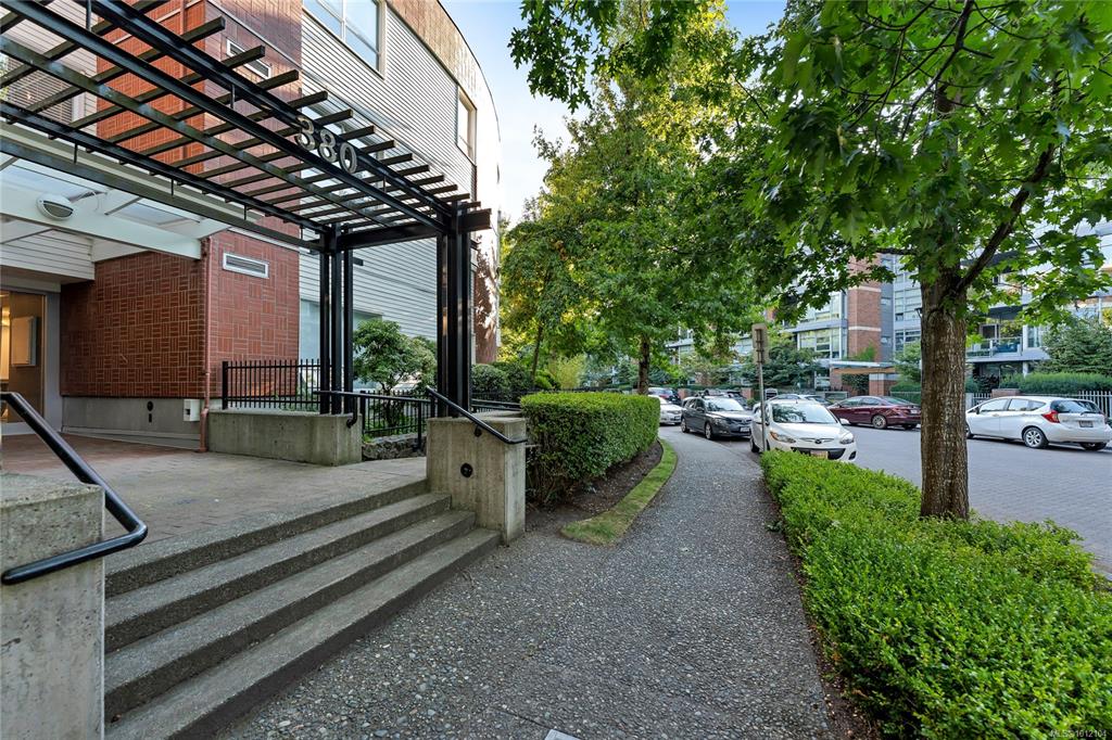 Fifth View of 380 Waterfront Cres, Selkirk Waterfront, Victoria, BC, V8T 5K3