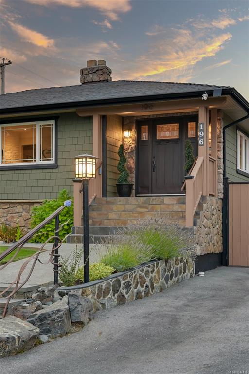 Fifth View of 196 Homer Rd, Saanich, BC, V8Z 1V6