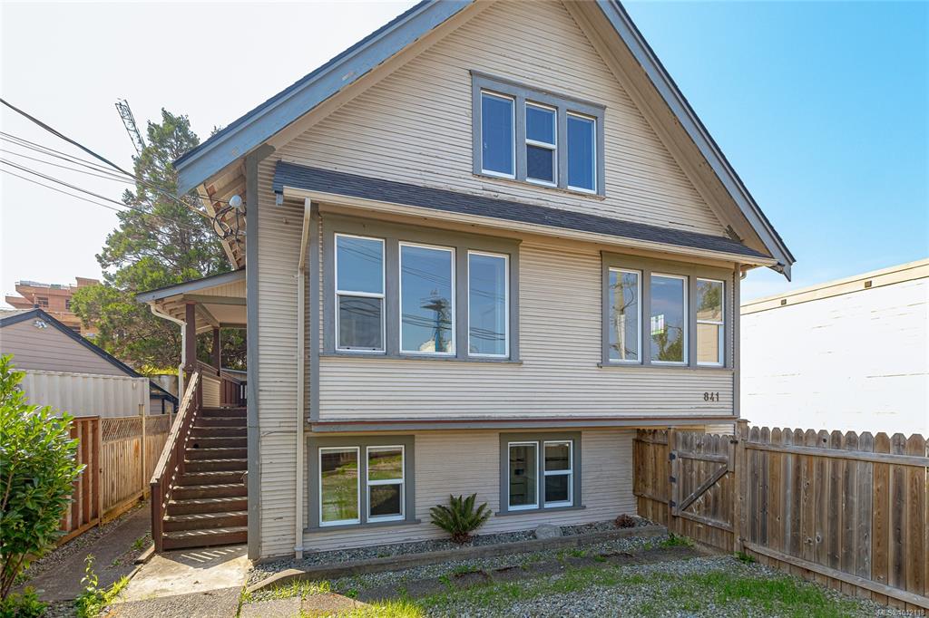 Fourth View of 841 Viewfield Rd, Esquimalt, BC, V9A 4V2