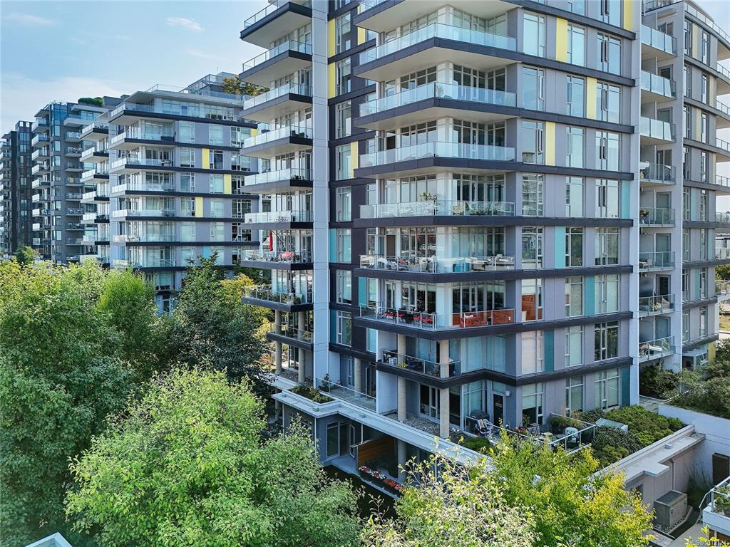379 Tyee Rd, 1012124, BC,