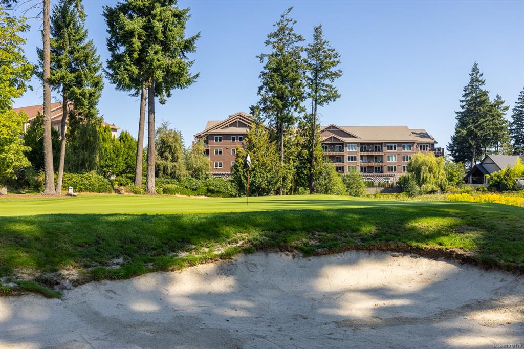 1325 Bear Mountain Pkwy, 1012179, BC,