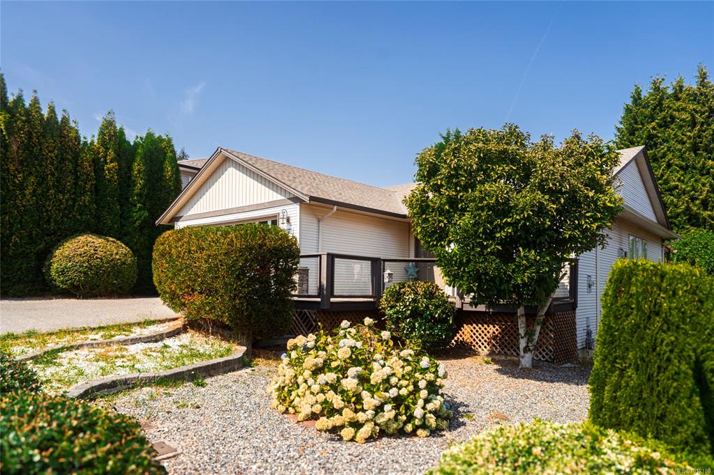 Third View of 1072 Silver Mountain Dr, Nanaimo, BC, V9R 7E2