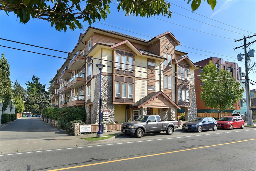 2747 Jacklin Rd, 1012208, BC,