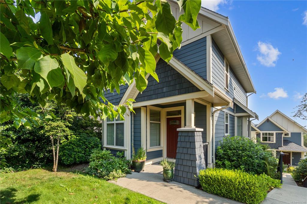 Second View of 446 Milton St, 446 Milton, Nanaimo, BC, V9R 2L1