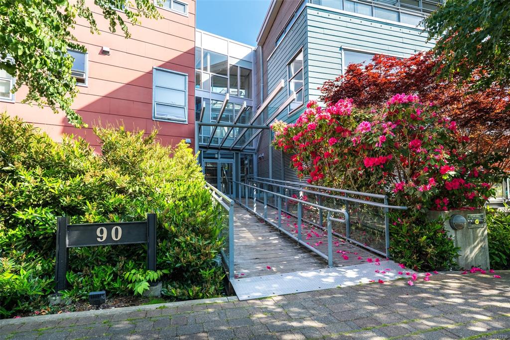 90 Regatta Landing, 1012336, BC,